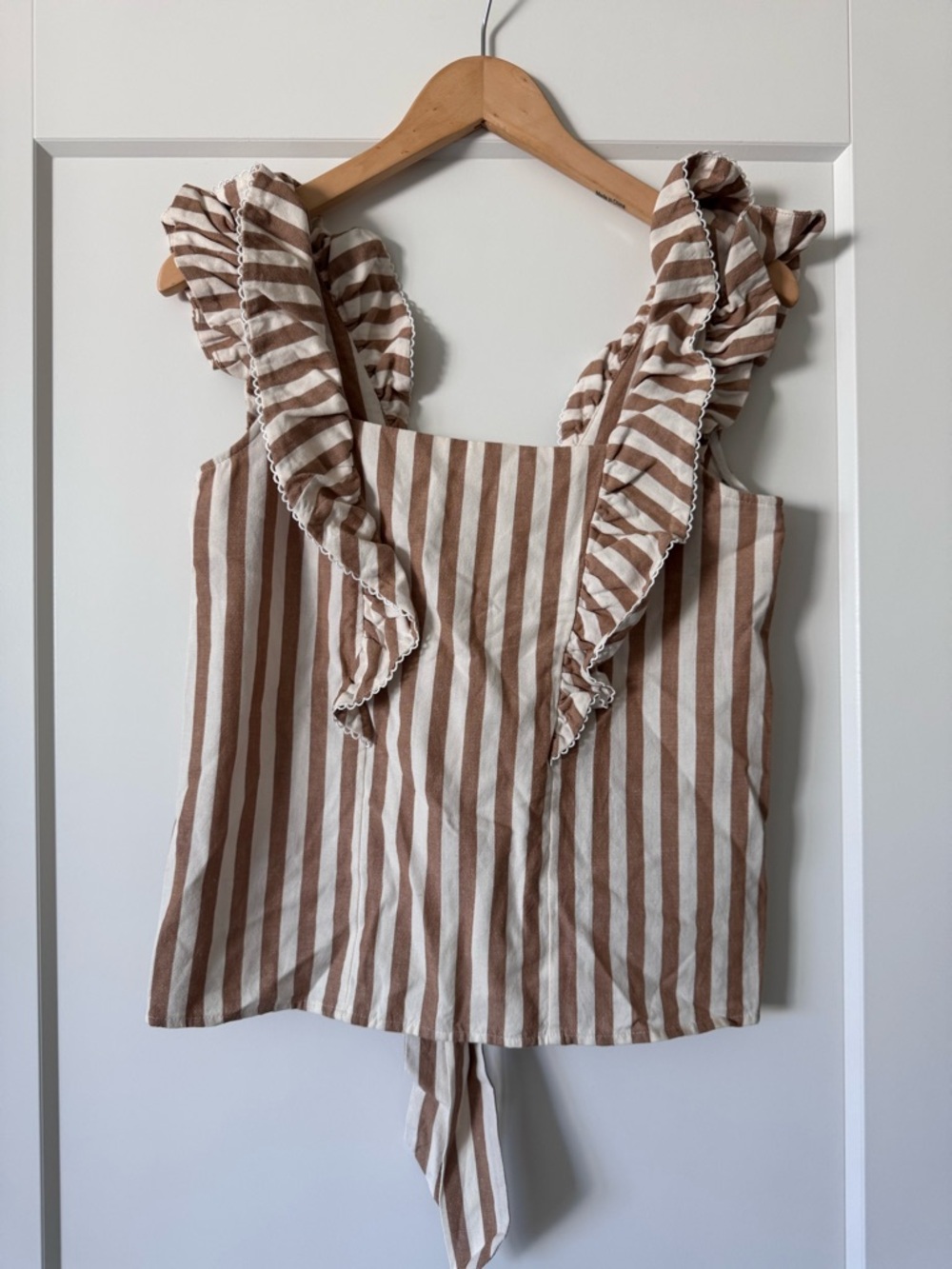 Sezane Striped Ruffle Tie-Back Women's Tank Top - Beige & White